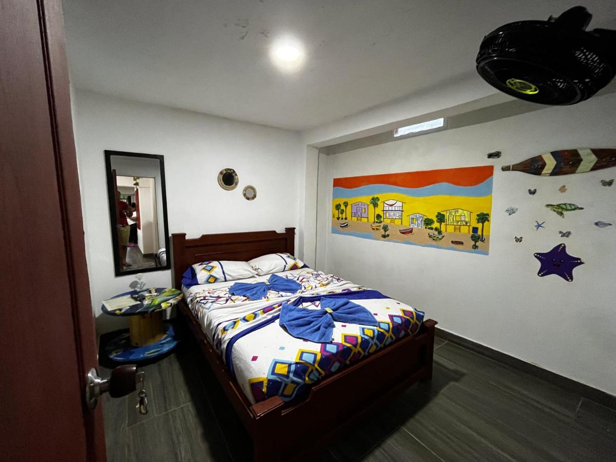 Acuarios Hostal Playa Ladrilleros Extérieur photo