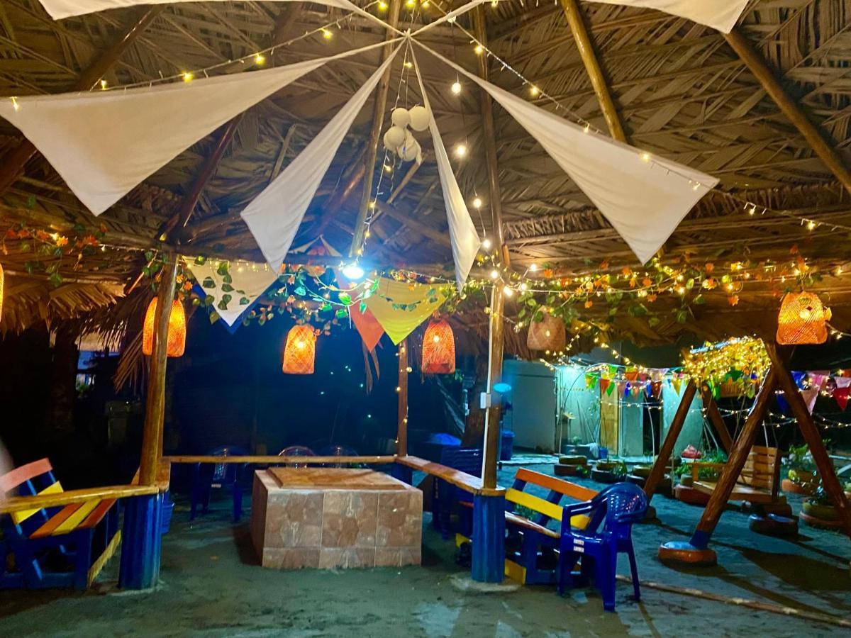 Acuarios Hostal Playa Ladrilleros Extérieur photo