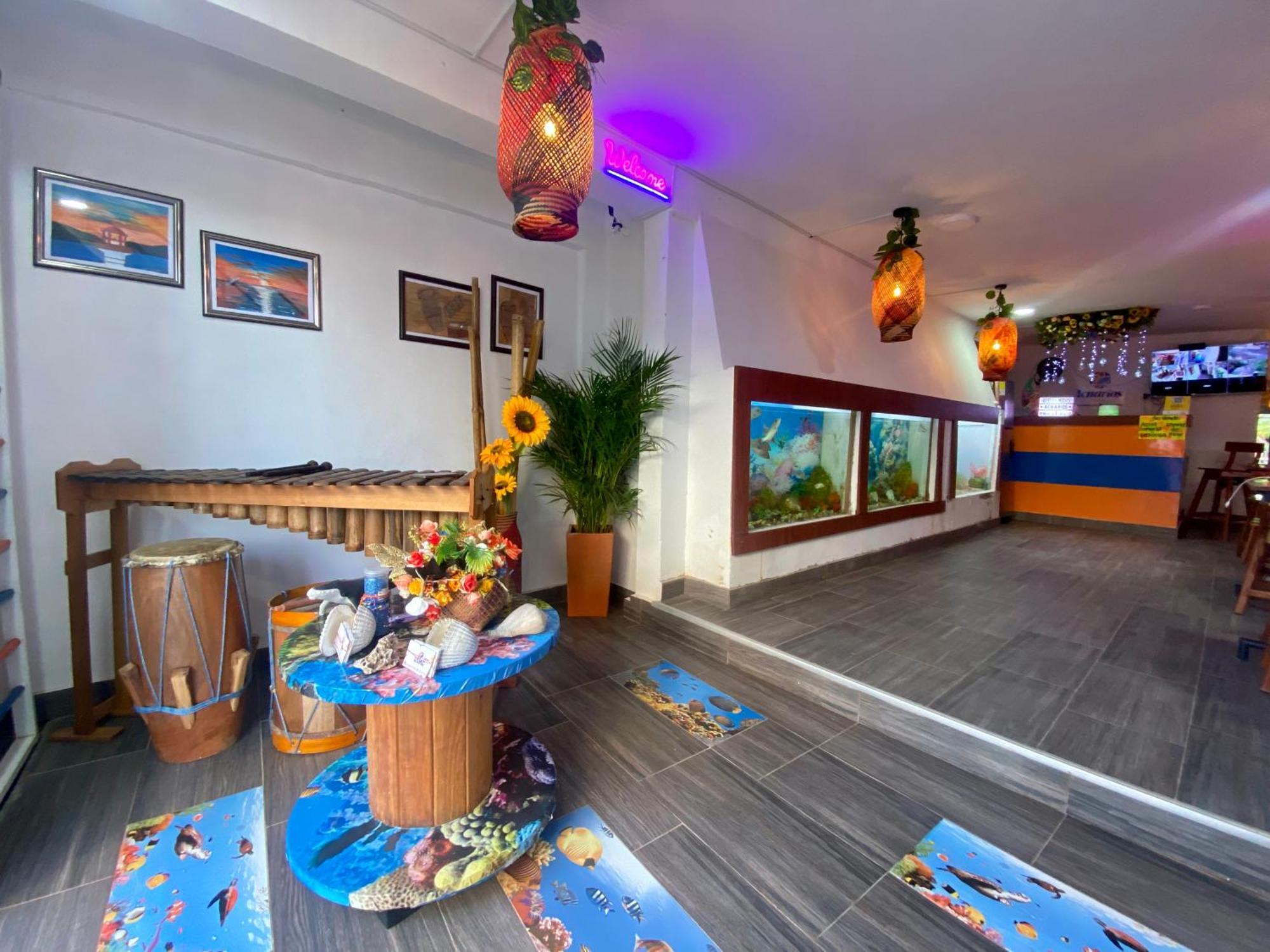 Acuarios Hostal Playa Ladrilleros Extérieur photo